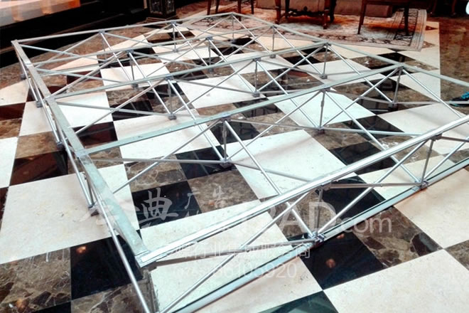 拉网展架——主龙骨架打开实拍